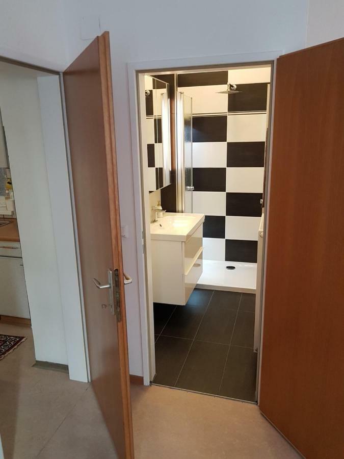 Gerald'S Apartment 10 Wina Bagian luar foto